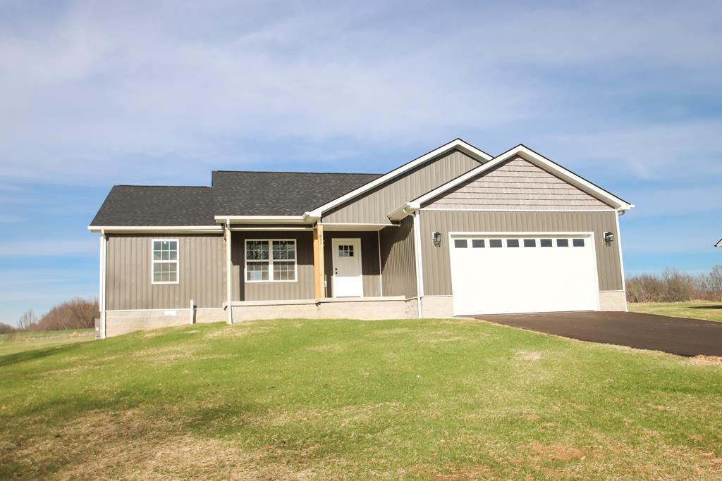1092 Frank Anderson Road, Sparta, TN 38583 Main Photo