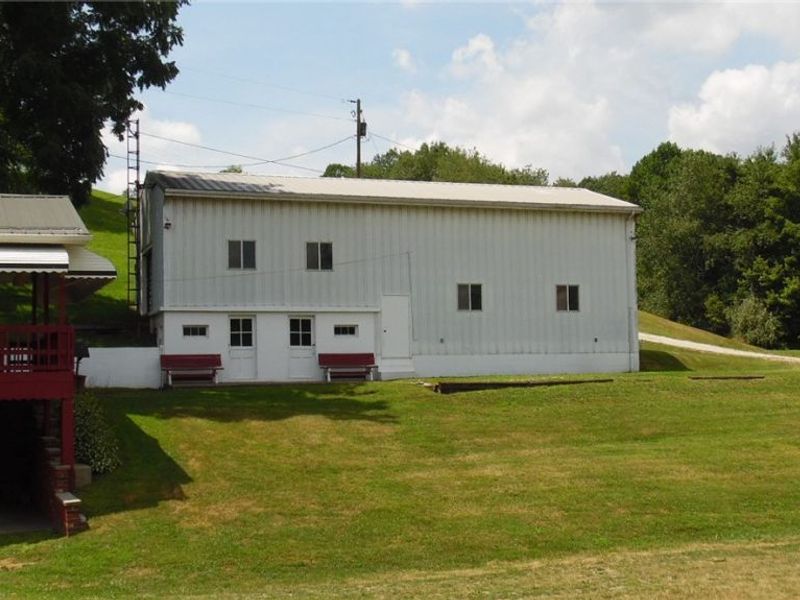 21569 State Route 16, Coshocton, OH 43812 Photo 6