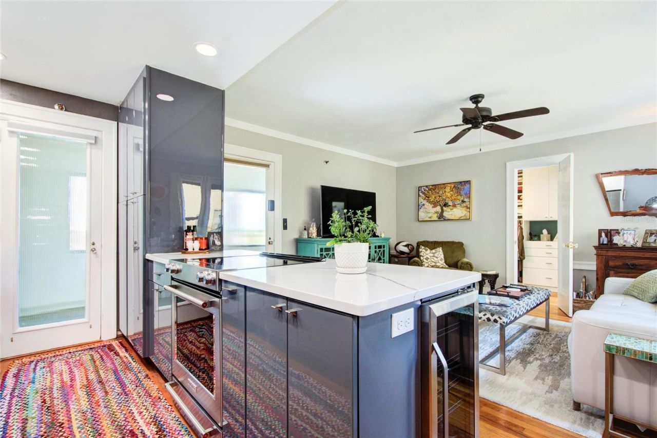 130 4th Avenue N, Unit 610, Saint Petersburg, FL 33701 Photo