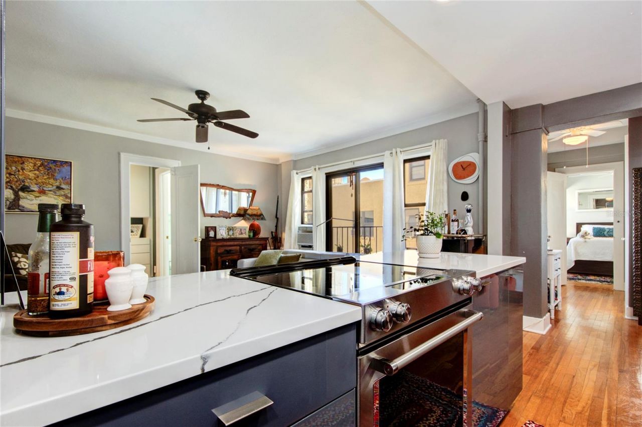 130 4th Avenue N, Unit 610, Saint Petersburg, FL 33701 Photo