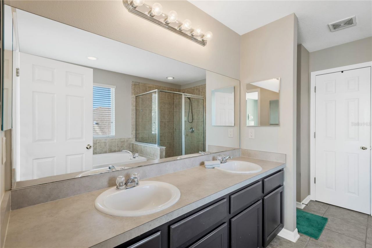 18345 Fish Loop, Land O Lakes, FL 34638 Photo