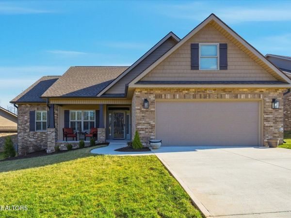 7122 Volunteer Ridge Lane, Knoxville, TN 37918