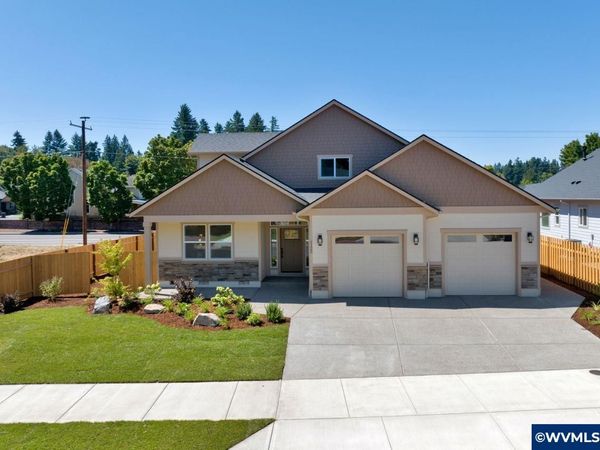 2125 NE Spitz Rd, Canby, OR 97013