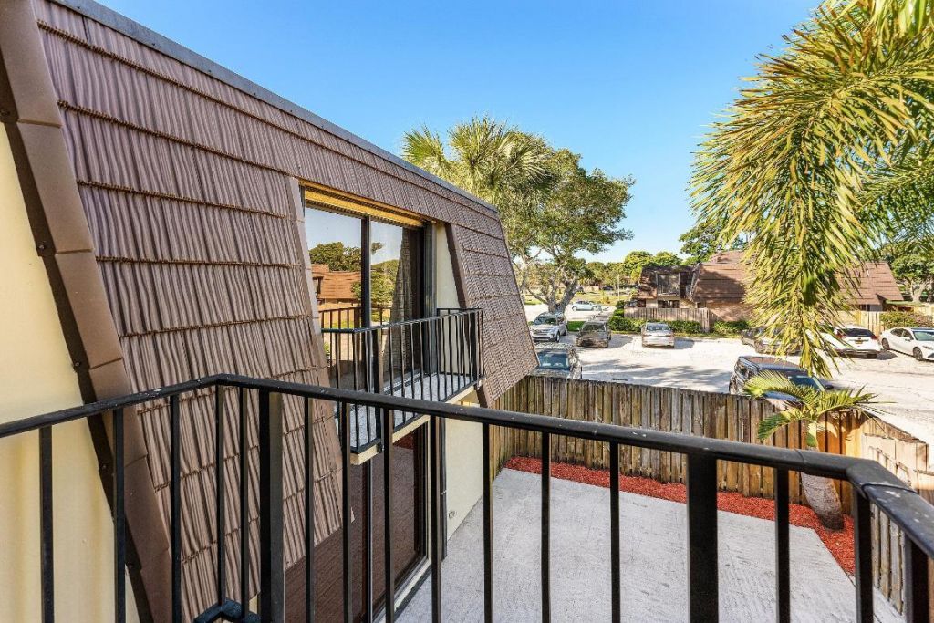 610 6th Court, Palm Beach Gardens, FL 33410 Photo