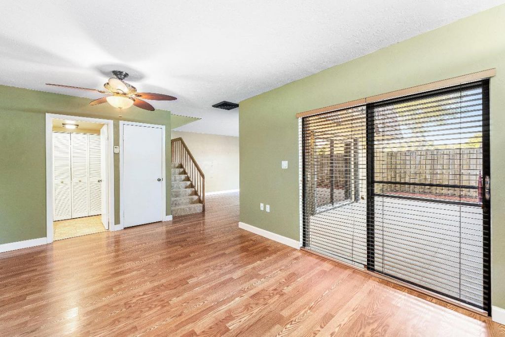 610 6th Court, Palm Beach Gardens, FL 33410 Photo