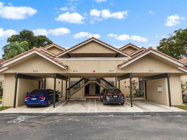 8427 Shadow Court, Unit 2, Coral Springs, FL 33071