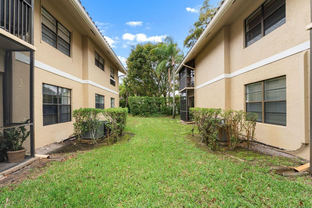 8427 Shadow Court, Unit 2, Coral Springs, FL 33071 Photo