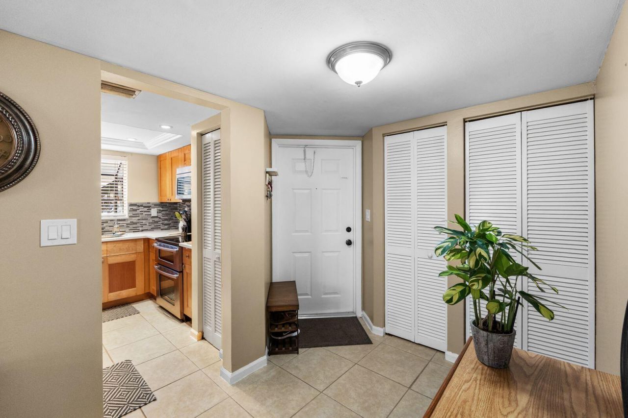 8427 Shadow Court, Unit 2, Coral Springs, FL 33071 Photo