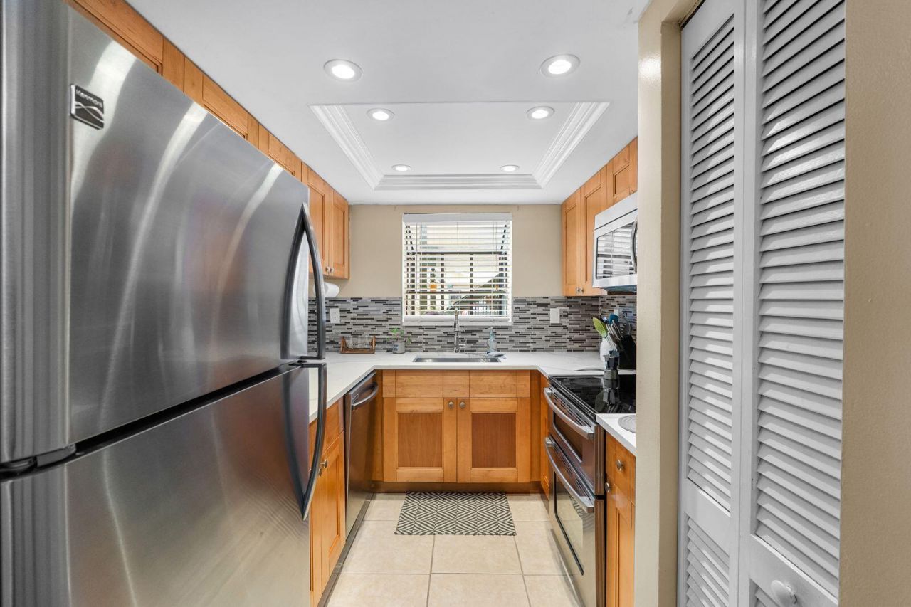 8427 Shadow Court, Unit 2, Coral Springs, FL 33071 Photo