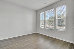 1471 Central Avenue photo 4