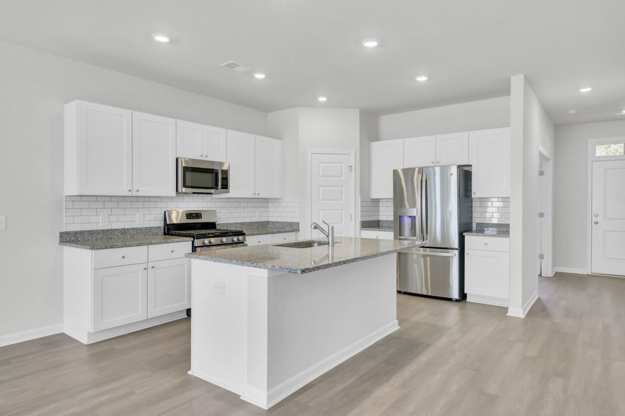 1471 Central Avenue Photo 8