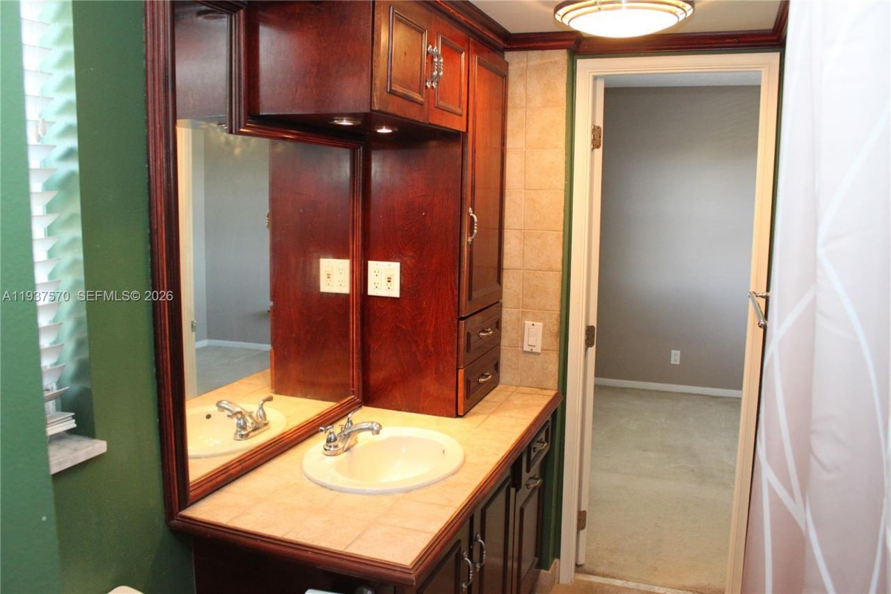 900 NE 18th Ave , Unit 801, Fort Lauderdale, FL 33304 Photo