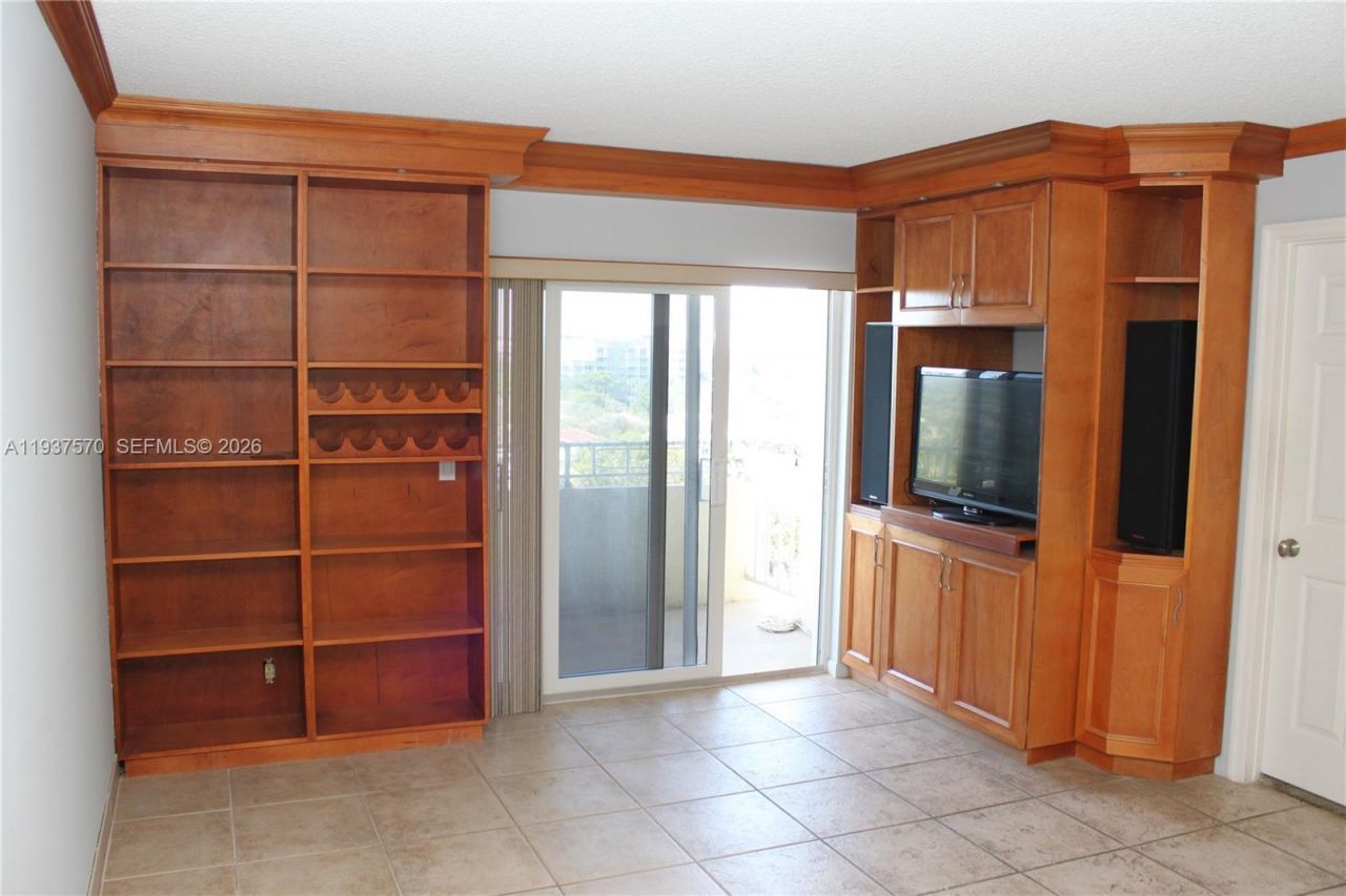 900 NE 18th Ave , Unit 801, Fort Lauderdale, FL 33304 Photo