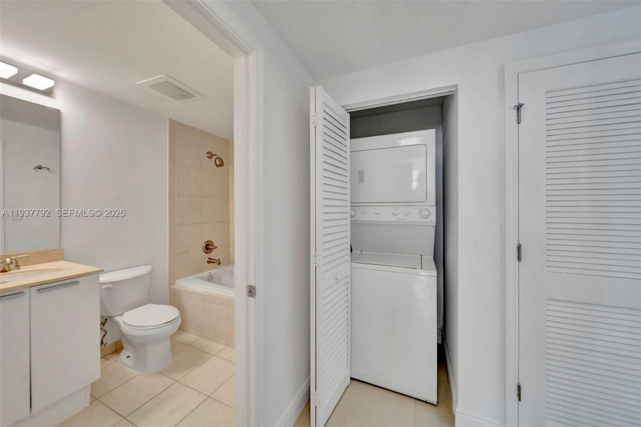 140 S Dixie Hwy , Unit 602, Hollywood, FL 33020 Photo