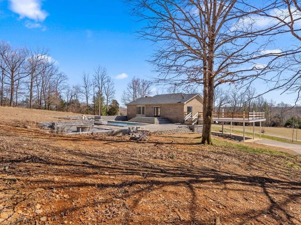928 Red Bird Ln, Cumberland Furnace, TN 37051