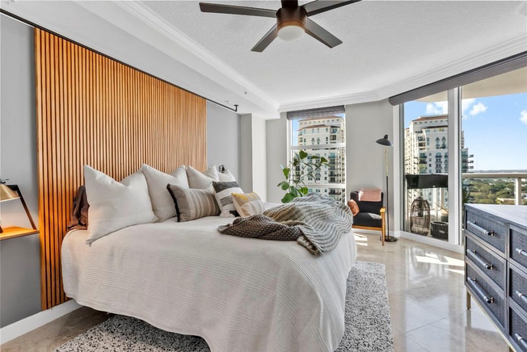 401 SW 4th Avenue, Unit 1706, Fort Lauderdale, FL 33315 Photo