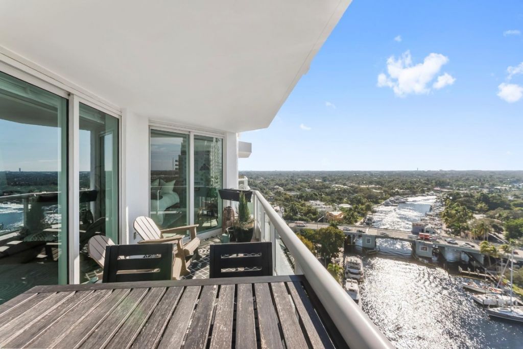 401 SW 4th Avenue, Unit 1706, Fort Lauderdale, FL 33315 Photo