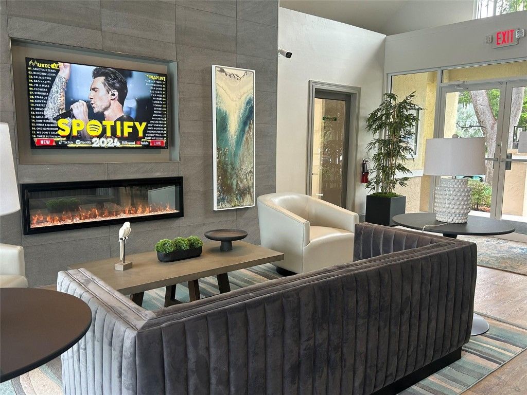 2823 N Course Drive, Unit 201, Pompano Beach, FL 33069 Photo