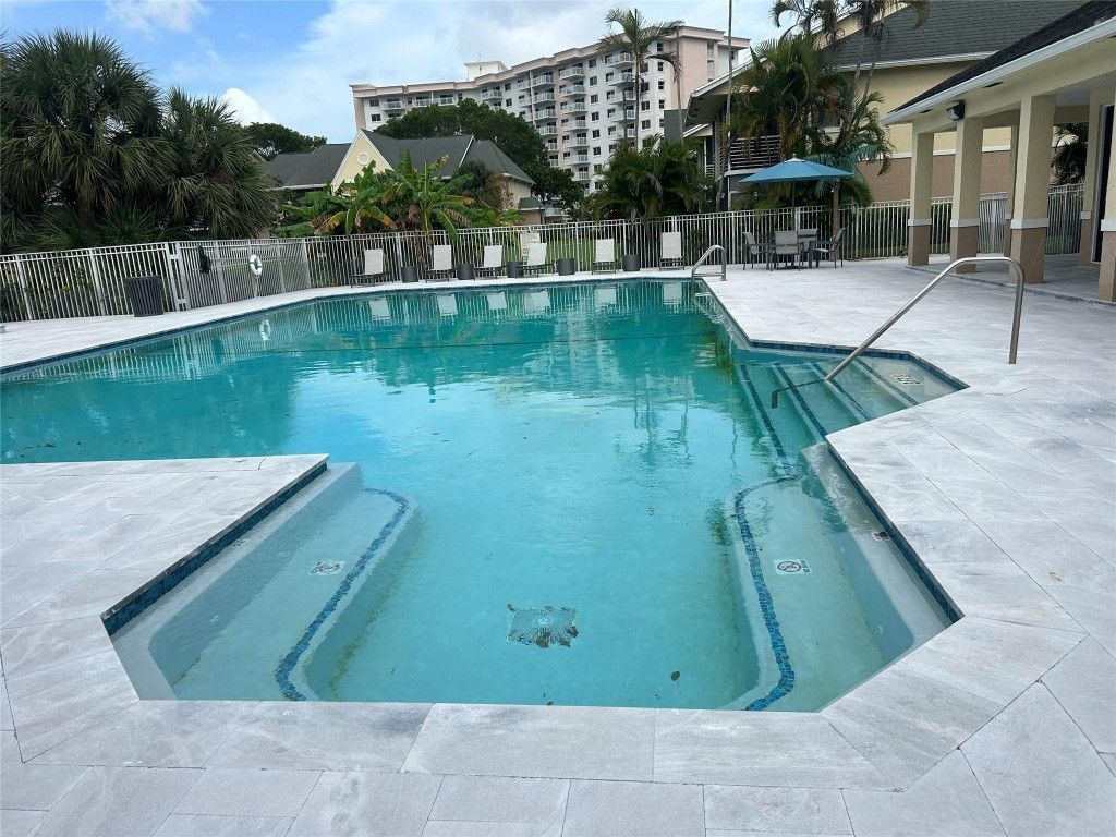 2823 N Course Drive, Unit 201, Pompano Beach, FL 33069 Photo