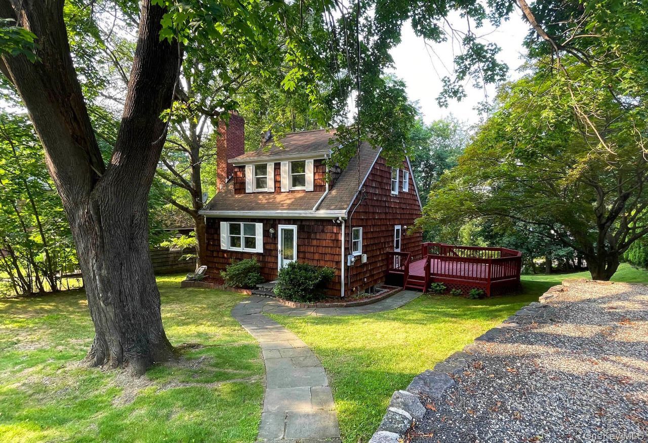 53 James Street, West Harrison, NY 10604 Main Photo