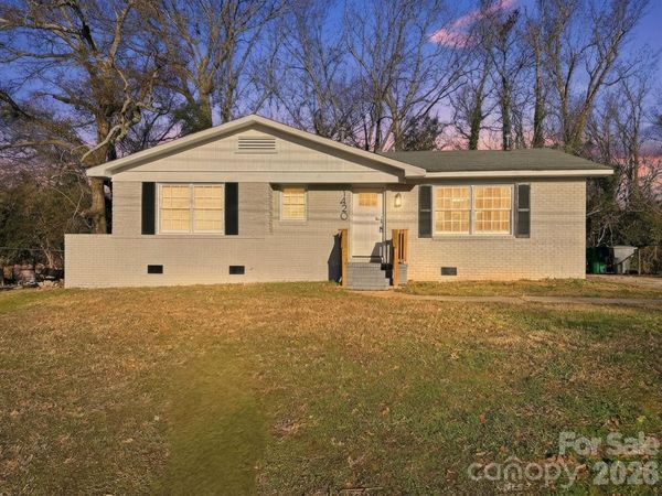 1420 Rollingwood Drive, Charlotte, NC 28217