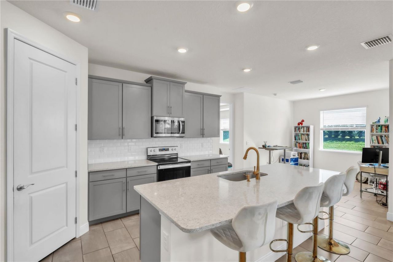 17718 Barley Drive, Bradenton, FL 34211 Photo