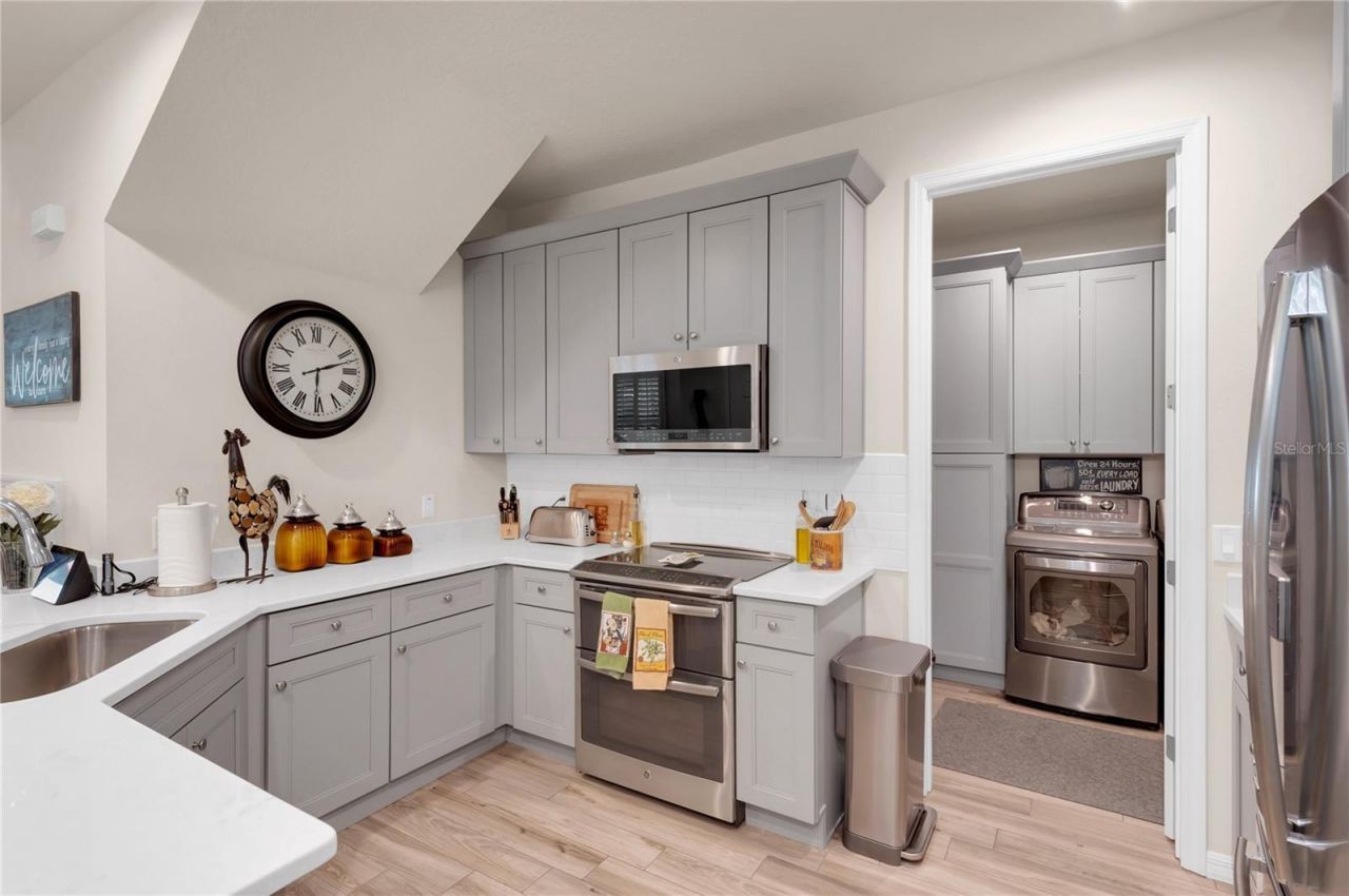 2280 Montview Drive, Clearwater, FL 33763 Photo