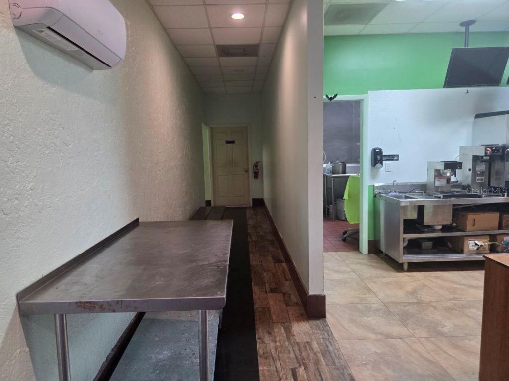 38201 10th Avenue, Zephyrhills, FL 33542 Photo