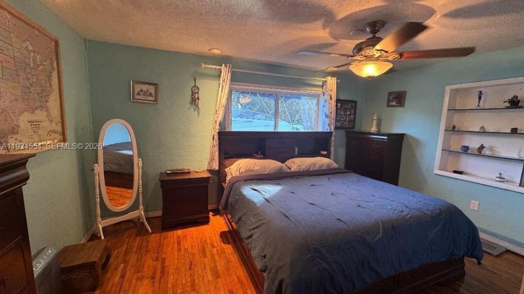 630 NE 165th St, Miami, FL 33162 Photo