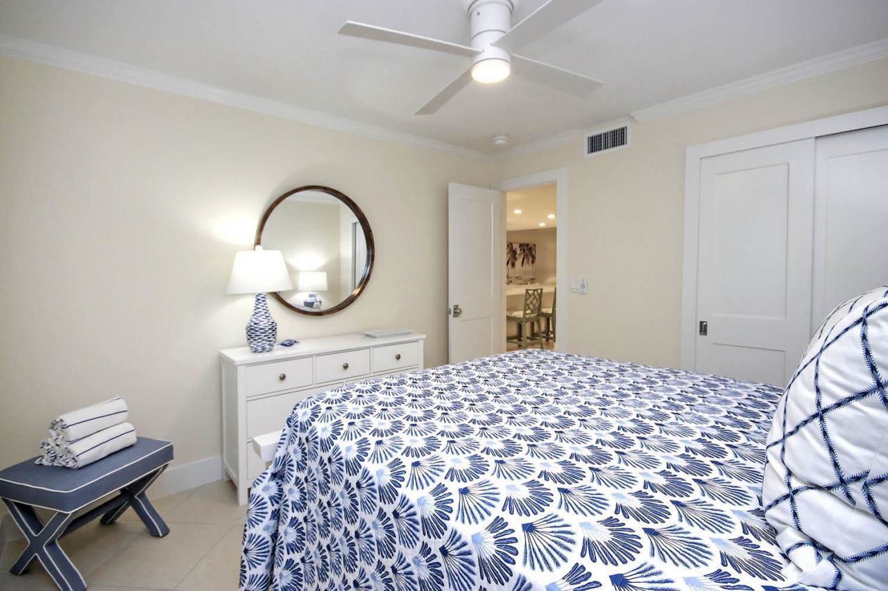 1785 Middle Gulf Dr, Unit A102, Sanibel, FL 33957 Photo