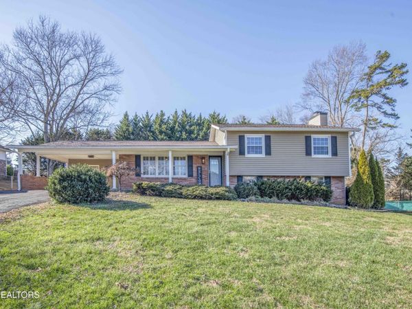 3729 Cherrylog Rd, Knoxville, TN 37921