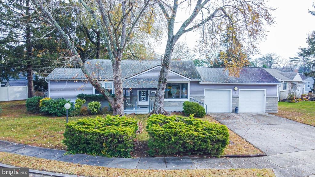 2514 Helen Drive W, Northfield, NJ 08225 Main Photo