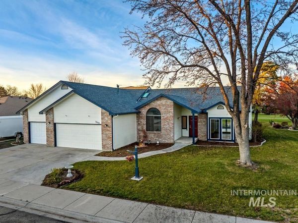 3684 W Stanwich Dr, Meridian, ID 83646