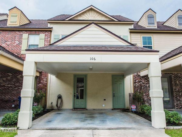 106 Crystal Bay Court , Lafayette, LA 70506