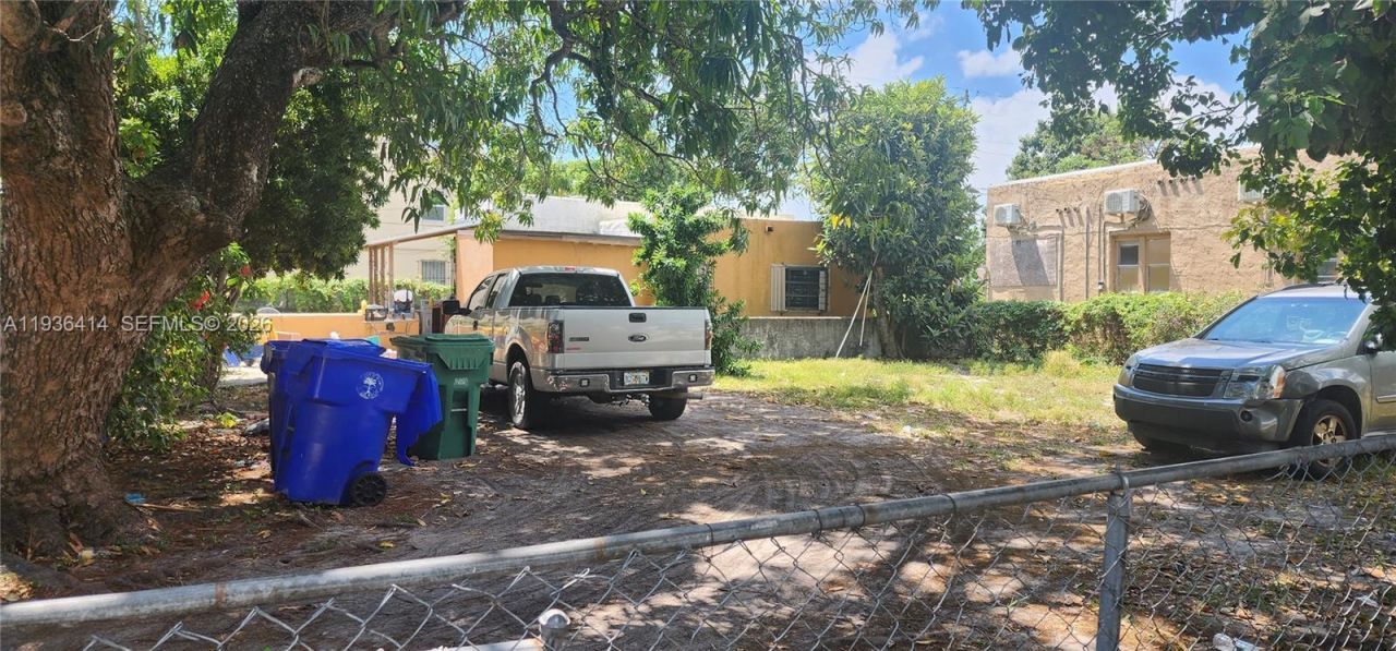 5428 NW 13th Ave, Miami, FL 33142 Photo