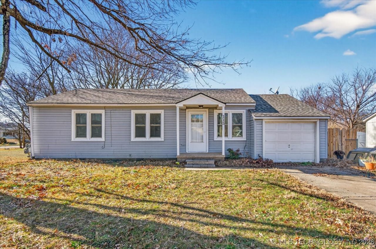 115 NE Avondale Avenue, Bartlesville, OK 74006 Main Photo