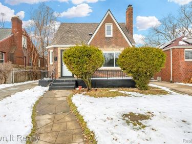 16591 Asbury Park, Detroit, MI 48235