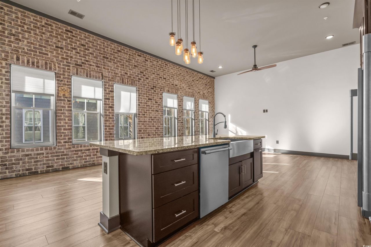 80 Shady Oak Ln. Photo 11