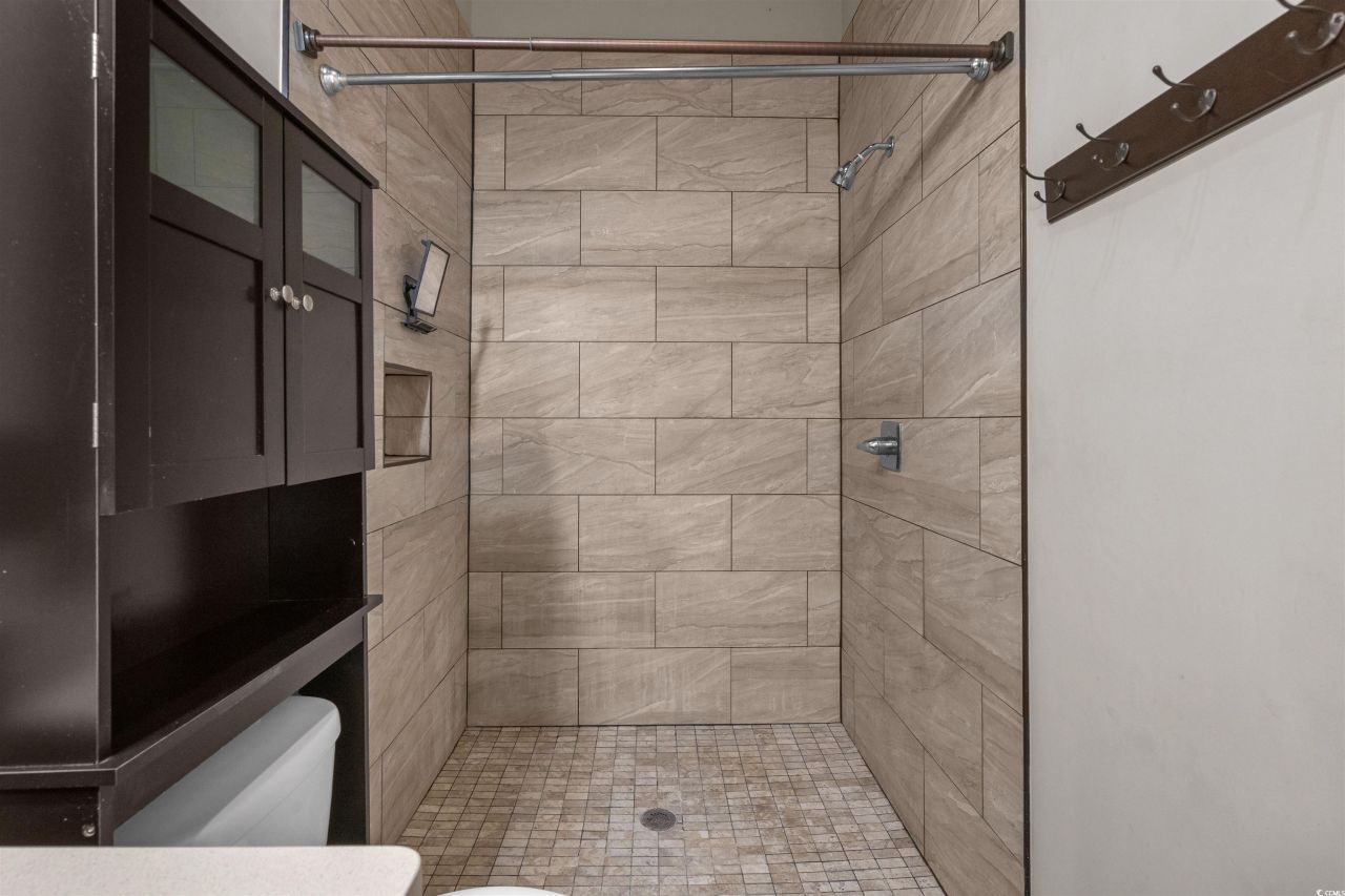 80 Shady Oak Ln. Photo 18