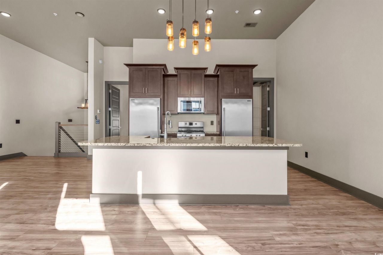 80 Shady Oak Ln. Photo 9