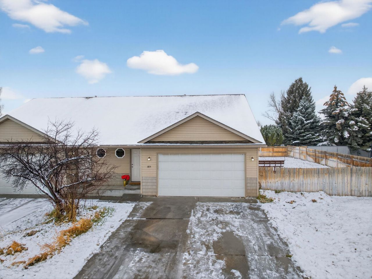 3874 E Deloy Drive, Idaho Falls, ID 83401 Main Photo