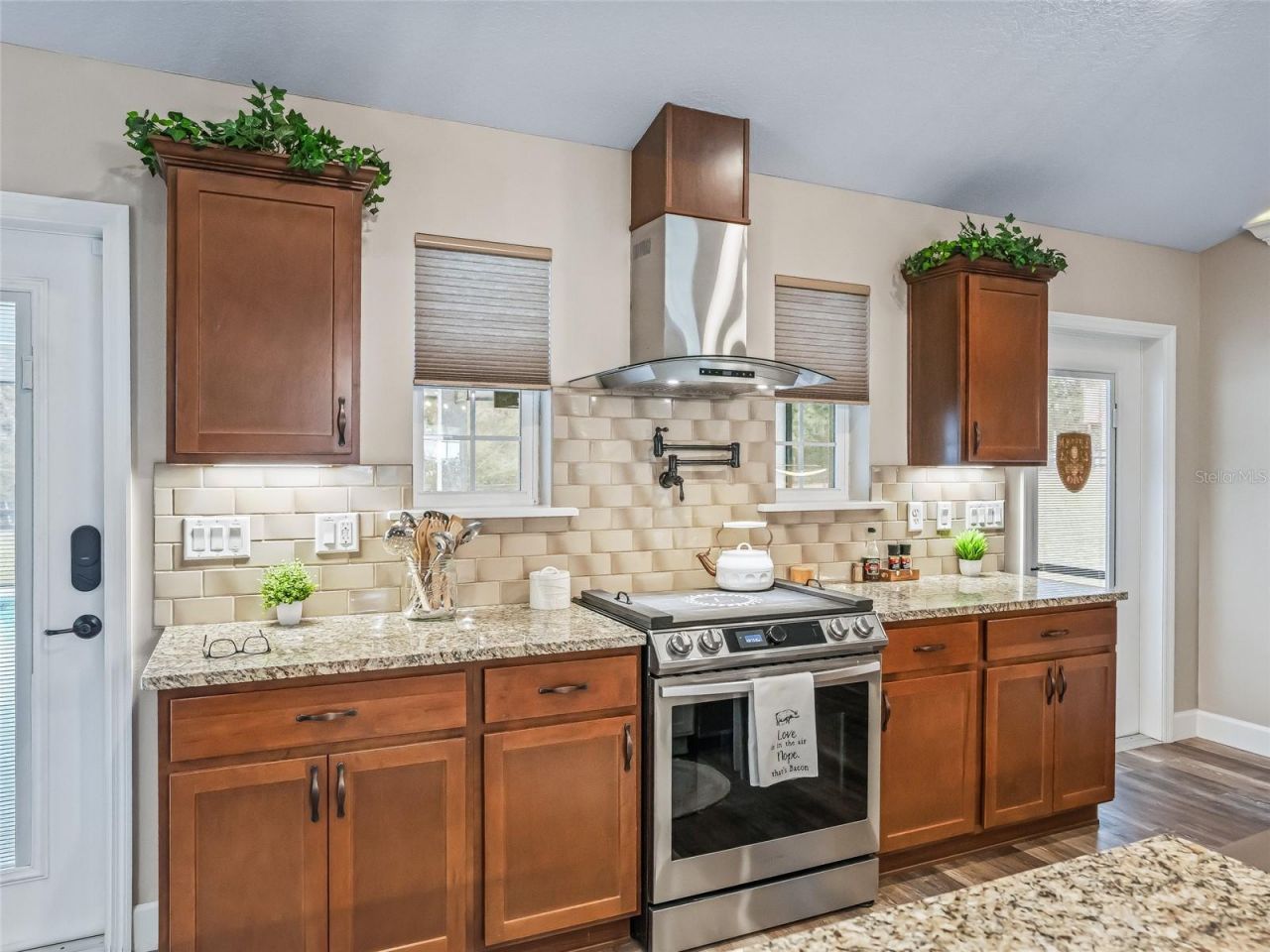 6570 SE 175th Court, Morriston, FL 32668 Photo