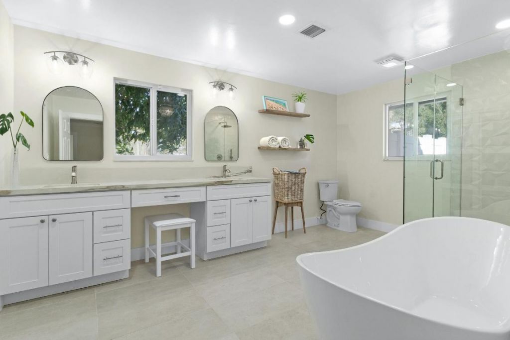 912 SE 8th Court, Deerfield Beach, FL 33441 Photo