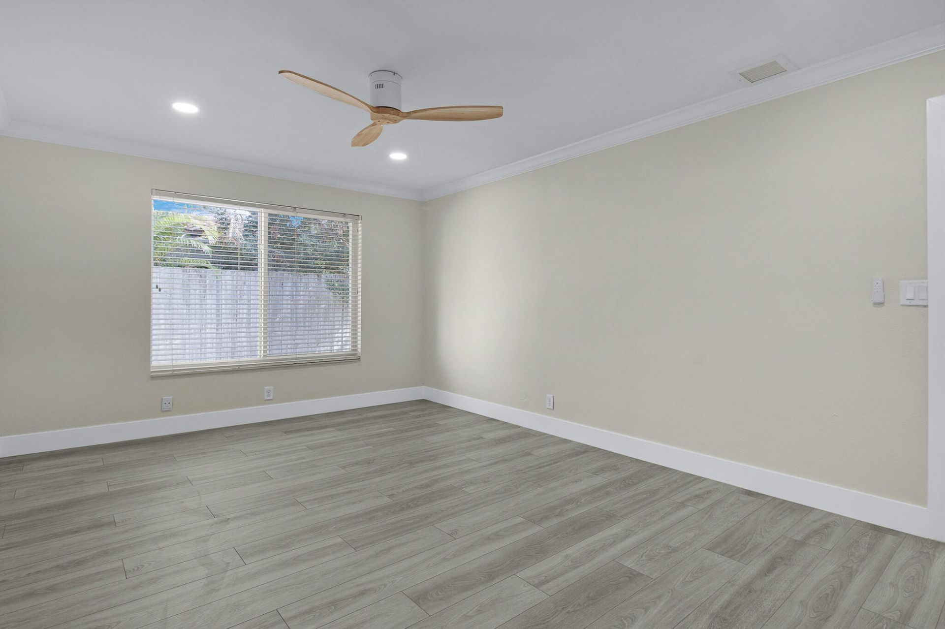 912 SE 8th Court, Deerfield Beach, FL 33441 Photo