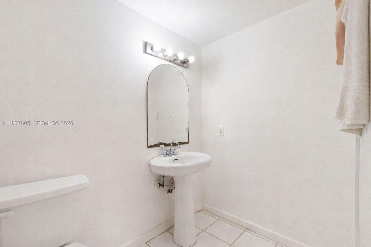 3850 Washington St, Unit 314, Hollywood, FL 33021 Photo