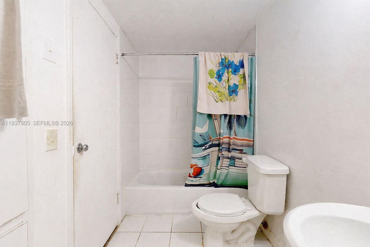 3850 Washington St, Unit 314, Hollywood, FL 33021 Photo