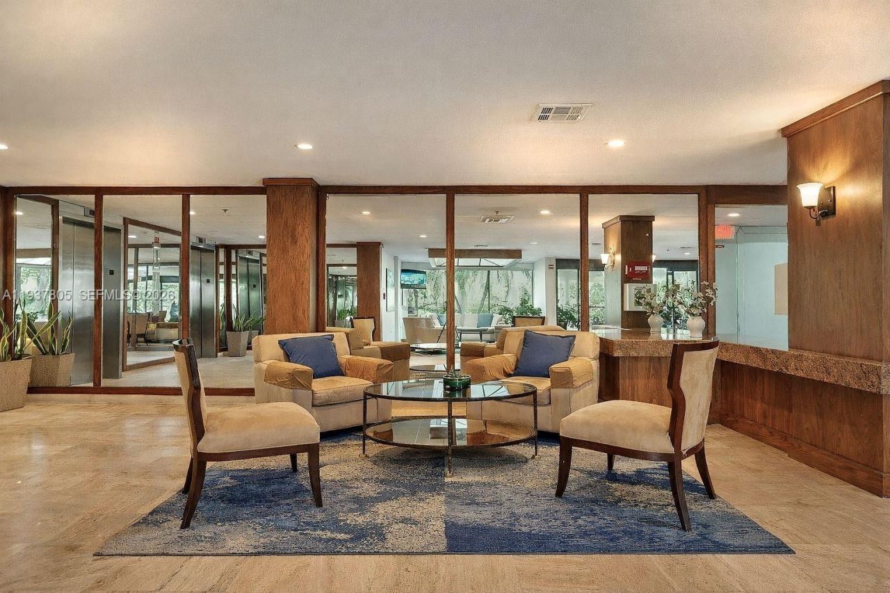 3850 Washington St, Unit 314, Hollywood, FL 33021 Photo