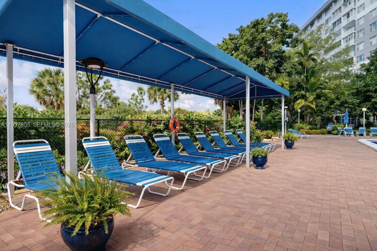 3850 Washington St, Unit 314, Hollywood, FL 33021 Photo