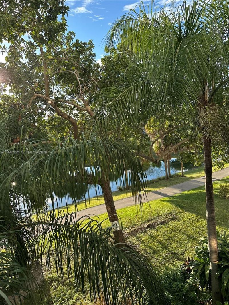 3850 Washington St, Unit 314, Hollywood, FL 33021 Photo