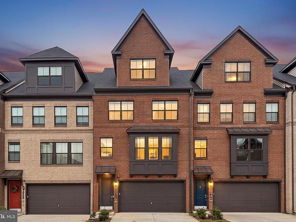 3849 RAINIER DRIVE, FAIRFAX, VA 22033